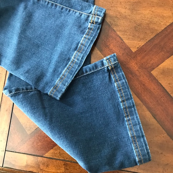 Forever 21 High Rise Flare Jeans - Picture 4 of 11